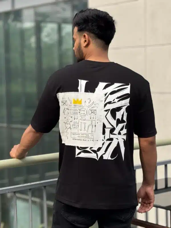 Crown-Black Drop shoulder T-shirt