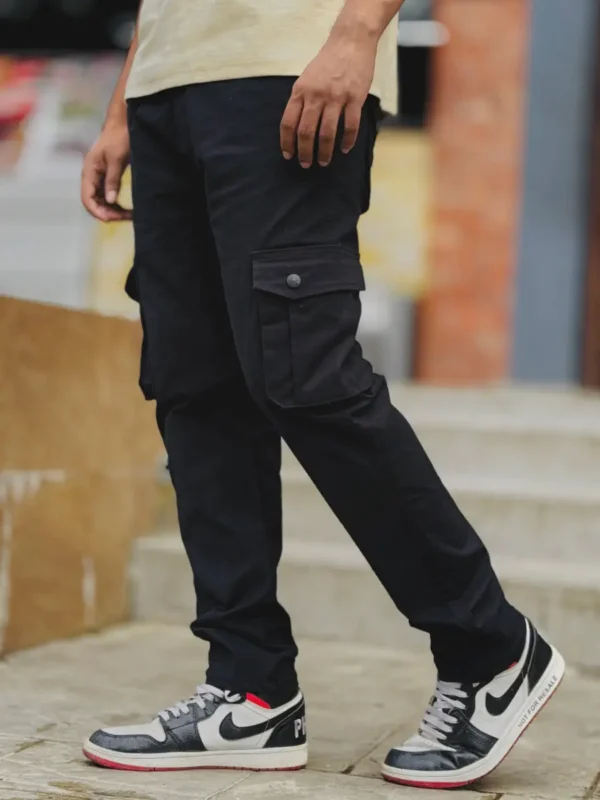 Black 6 Pocket Cargo Pant